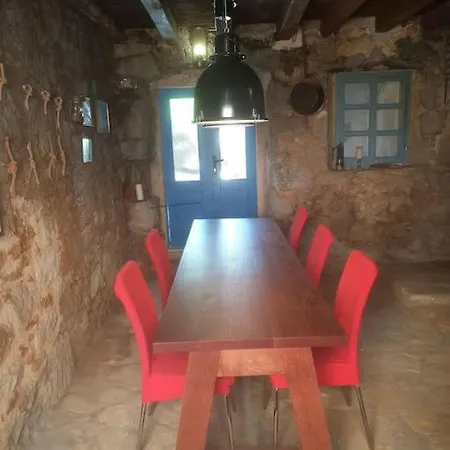 Holiday home Beautiful Rustikal Stone House *